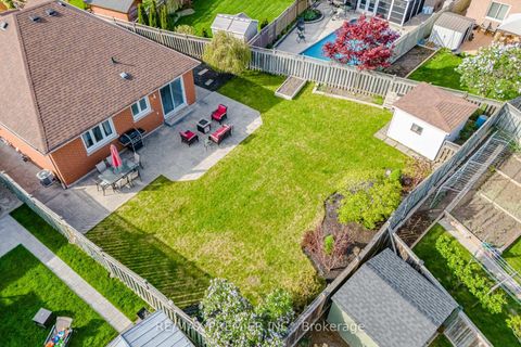 Photo 37 at 104 Cresswell Avenue, Maple, Vaughan