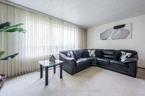 Photo 11 at 62 Hullmar Drive, Black Creek, Toronto
