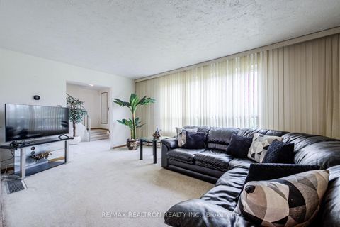 Photo 14 at 62 Hullmar Drive, Black Creek, Toronto