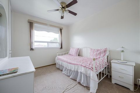 Photo 25 at 62 Hullmar Drive, Black Creek, Toronto