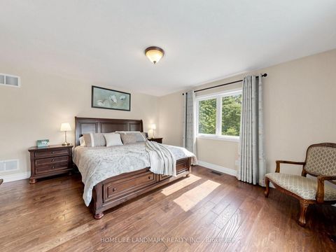 Photo 21 at 133 Cooks Bay Drive, Keswick North, Georgina