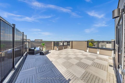 Photo 24 at 328 - 510 Kingbird Grove, Rouge E11, Toronto