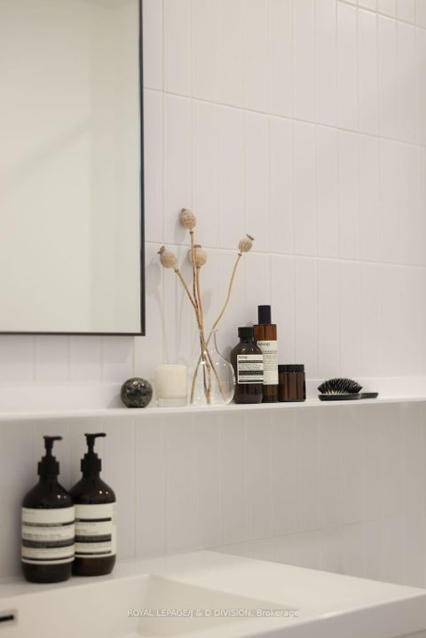 Photo 14 at 405 - 1239 Dundas Street W, Bellwoods, Toronto