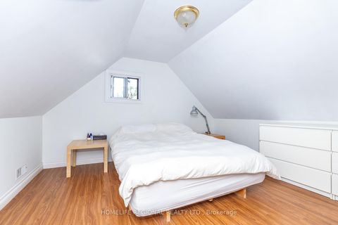 Photo 31 at 122 Emerson Avenue, Junction, Toronto