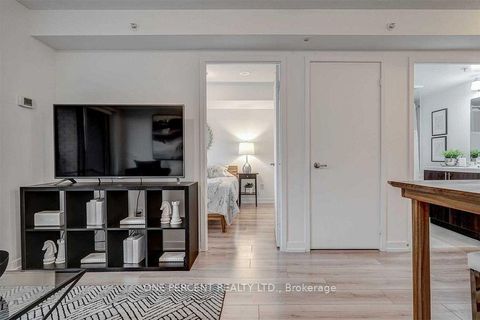Photo 6 at 406 - 1420 Dupont Road, Junction, Toronto