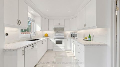 Photo 12 at 44 Calverley Trail, Highland Creek, Toronto