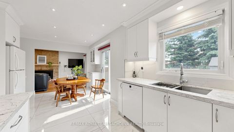 Photo 14 at 44 Calverley Trail, Highland Creek, Toronto