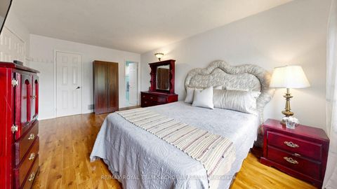 Photo 26 at 44 Calverley Trail, Highland Creek, Toronto