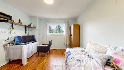 Photo 34 at 44 Calverley Trail, Highland Creek, Toronto