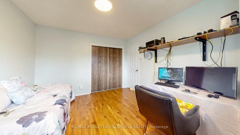Photo 35 at 44 Calverley Trail, Highland Creek, Toronto