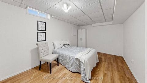 Photo 38 at 44 Calverley Trail, Highland Creek, Toronto