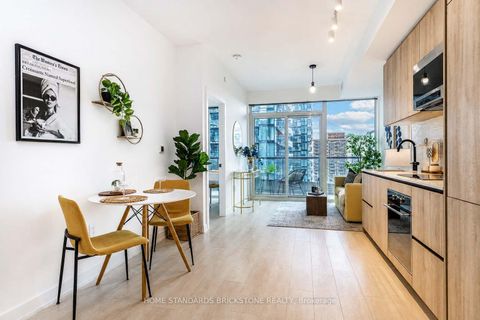 Photo 7 at 1705 - 117 Broadway Avenue, Mount Pleasant West, Toronto