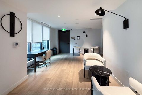 Photo 33 at 1705 - 117 Broadway Avenue, Mount Pleasant West, Toronto