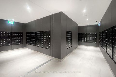 Photo 39 at 1705 - 117 Broadway Avenue, Mount Pleasant West, Toronto
