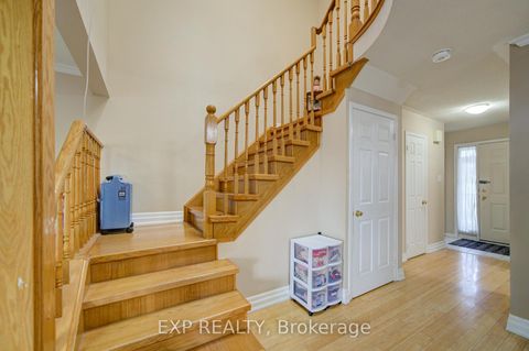 Photo 3 at 12 Staverton Court, Milliken, Toronto