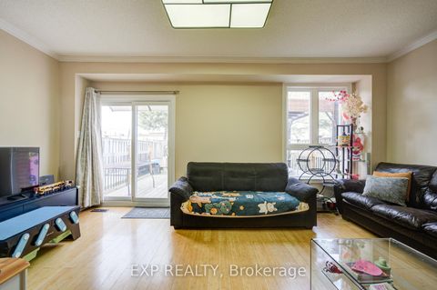 Photo 5 at 12 Staverton Court, Milliken, Toronto