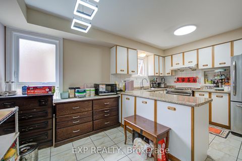 Photo 16 at 12 Staverton Court, Milliken, Toronto
