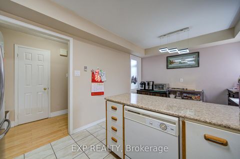 Photo 20 at 12 Staverton Court, Milliken, Toronto