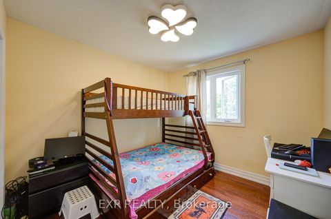 Photo 24 at 12 Staverton Court, Milliken, Toronto