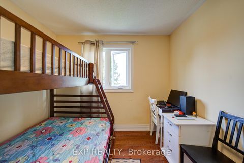 Photo 25 at 12 Staverton Court, Milliken, Toronto