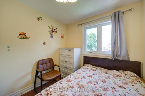 Photo 27 at 12 Staverton Court, Milliken, Toronto