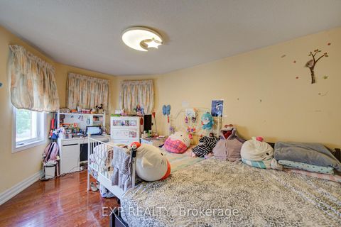 Photo 30 at 12 Staverton Court, Milliken, Toronto