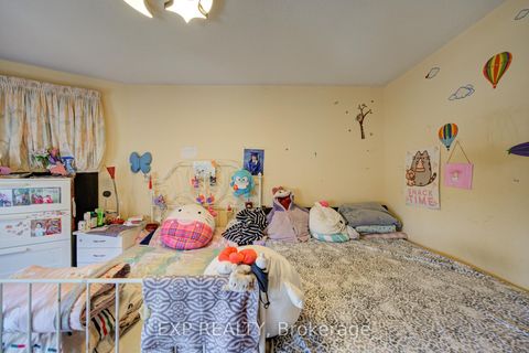 Photo 31 at 12 Staverton Court, Milliken, Toronto