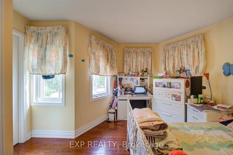 Photo 34 at 12 Staverton Court, Milliken, Toronto