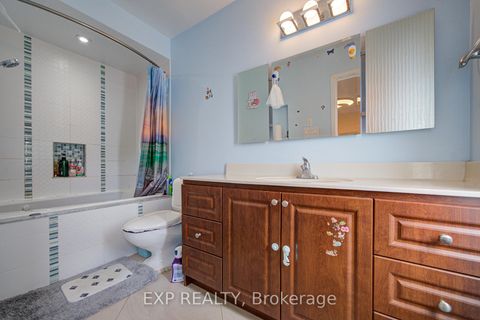 Photo 35 at 12 Staverton Court, Milliken, Toronto
