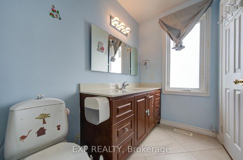 Photo 36 at 12 Staverton Court, Milliken, Toronto