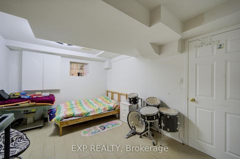 Photo 42 at 12 Staverton Court, Milliken, Toronto