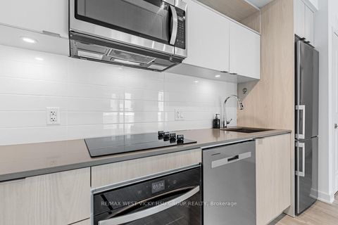 Photo 6 at 3301 - 100 Dalhousie Street, Yonge Corridor, Toronto