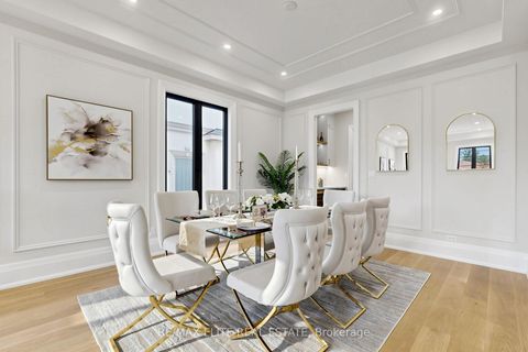 Photo 6 at 160 Lawrence Avenue, Harding, Richmond Hill