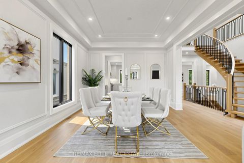 Photo 7 at 160 Lawrence Avenue, Harding, Richmond Hill