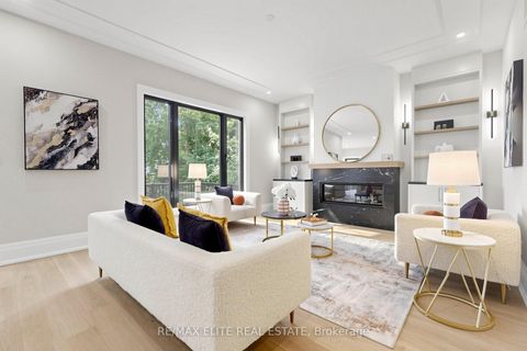 Photo 8 at 160 Lawrence Avenue, Harding, Richmond Hill