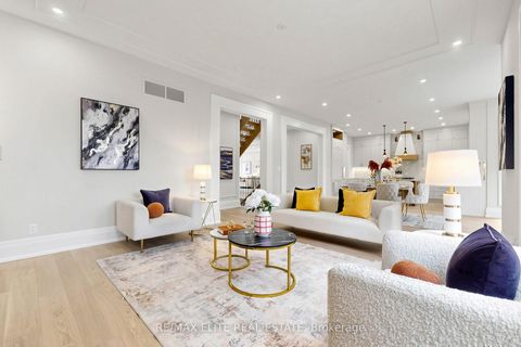 Photo 9 at 160 Lawrence Avenue, Harding, Richmond Hill