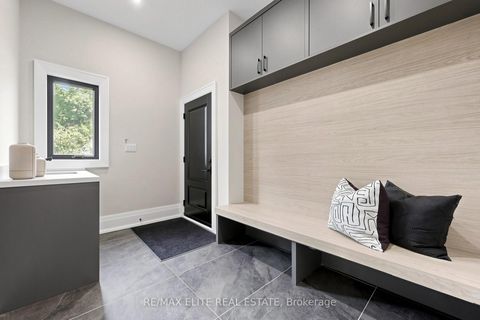 Photo 19 at 160 Lawrence Avenue, Harding, Richmond Hill