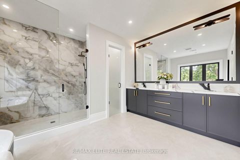 Photo 29 at 160 Lawrence Avenue, Harding, Richmond Hill