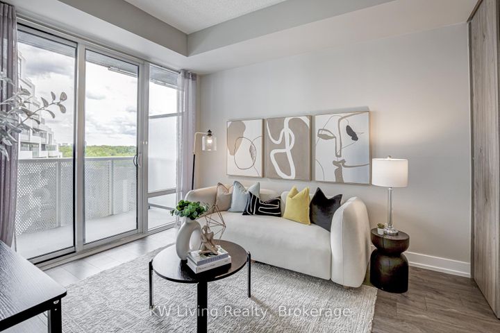 Photo 13 at 861 - 25 Adra Grado Way, Bayview Village, Toronto