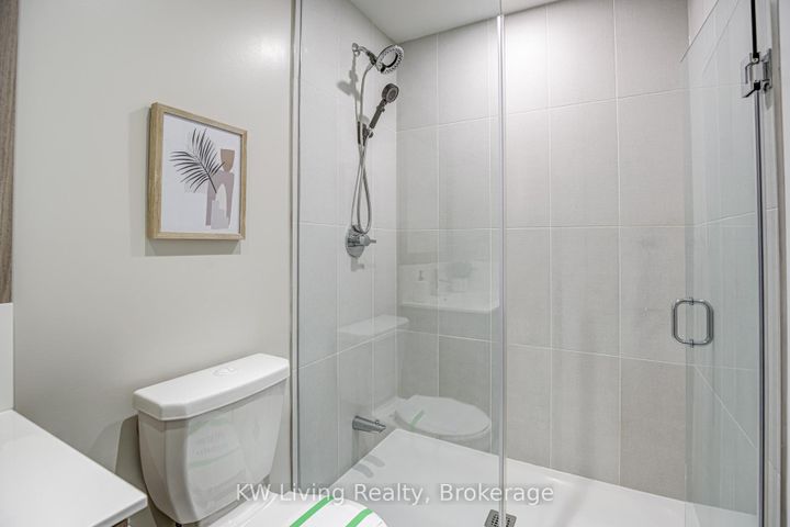 Photo 18 at 861 - 25 Adra Grado Way, Bayview Village, Toronto