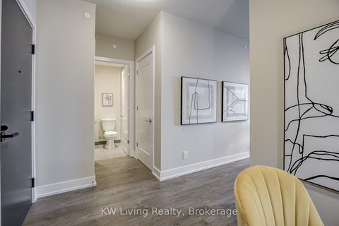 Photo 5 at 861 - 25 Adra Grado Way, Bayview Village, Toronto