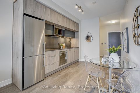 Photo 8 at 861 - 25 Adra Grado Way, Bayview Village, Toronto