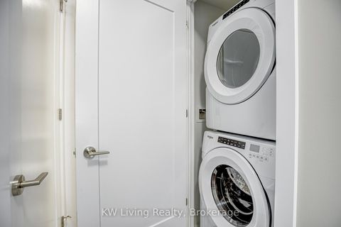 Photo 22 at 861 - 25 Adra Grado Way, Bayview Village, Toronto