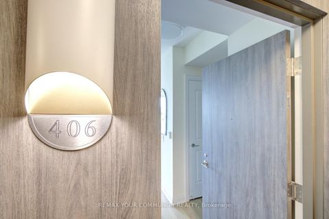 Photo 6 at 406 - 20 Gatineau Drive, Beverley Glen, Vaughan