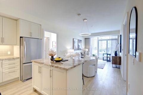 Photo 10 at 406 - 20 Gatineau Drive, Beverley Glen, Vaughan