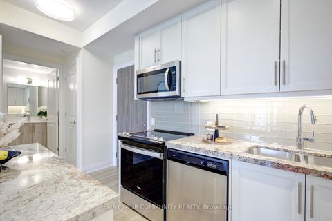 Photo 16 at 406 - 20 Gatineau Drive, Beverley Glen, Vaughan