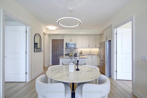 Photo 21 at 406 - 20 Gatineau Drive, Beverley Glen, Vaughan