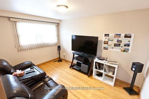 Photo 7 at 8 Stanwood Crescent, Humbermede, Toronto