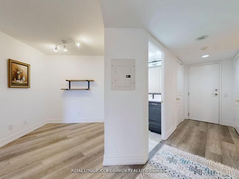 Photo 27 at 929 - 15 Northtown Way, Willowdale East, Toronto