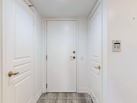 Photo 29 at 929 - 15 Northtown Way, Willowdale East, Toronto